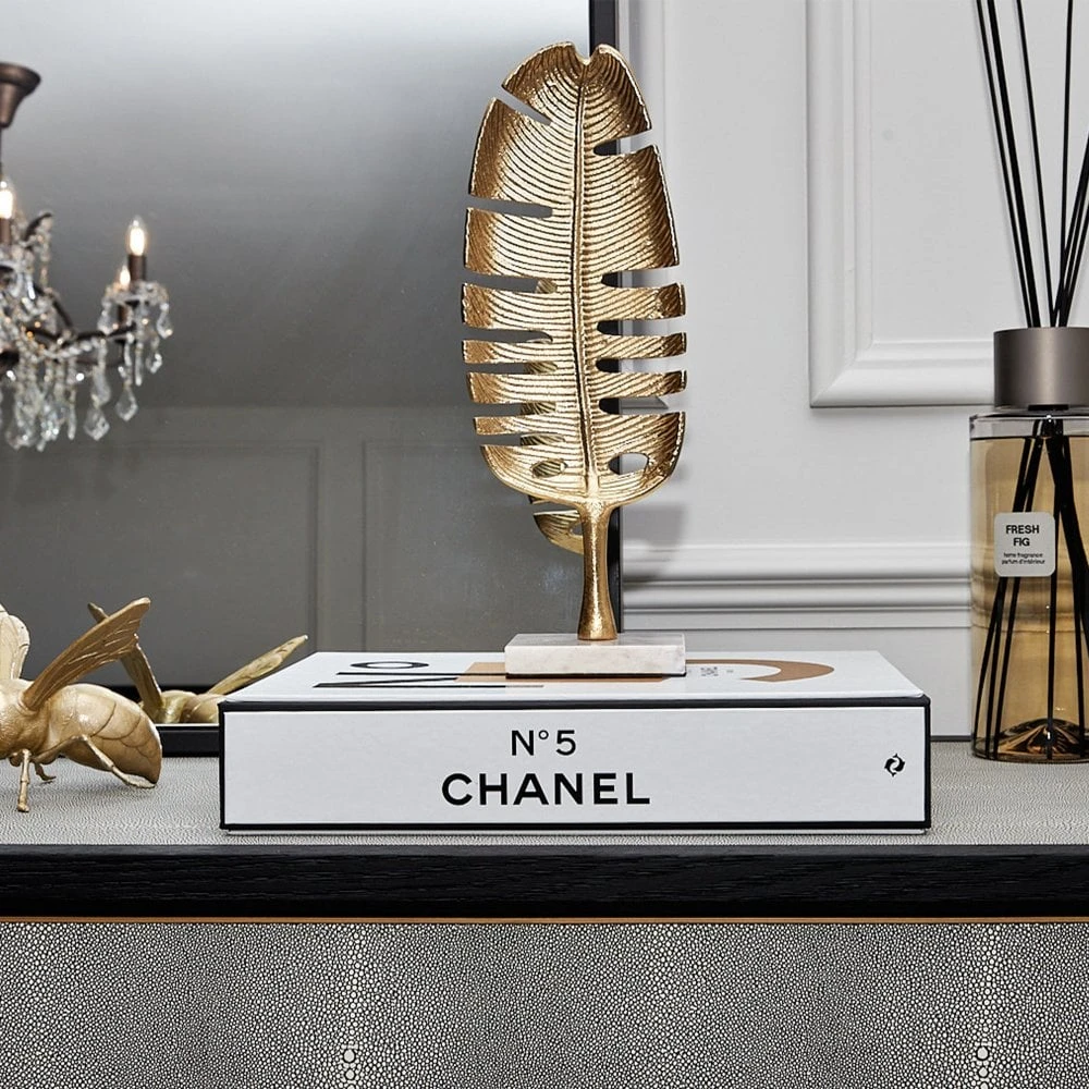 Chanel N°5 - Coffee Table Book - Image 2