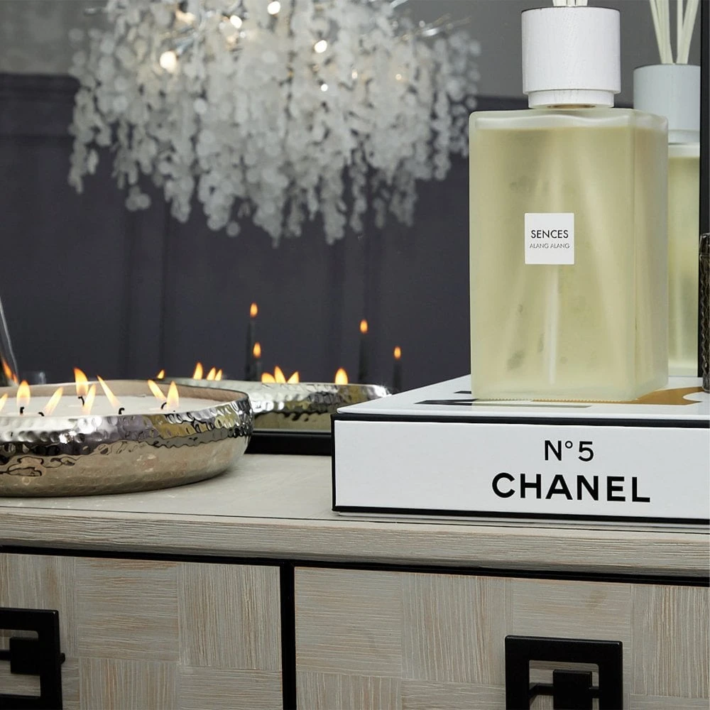 Chanel N°5 - Coffee Table Book - Image 5