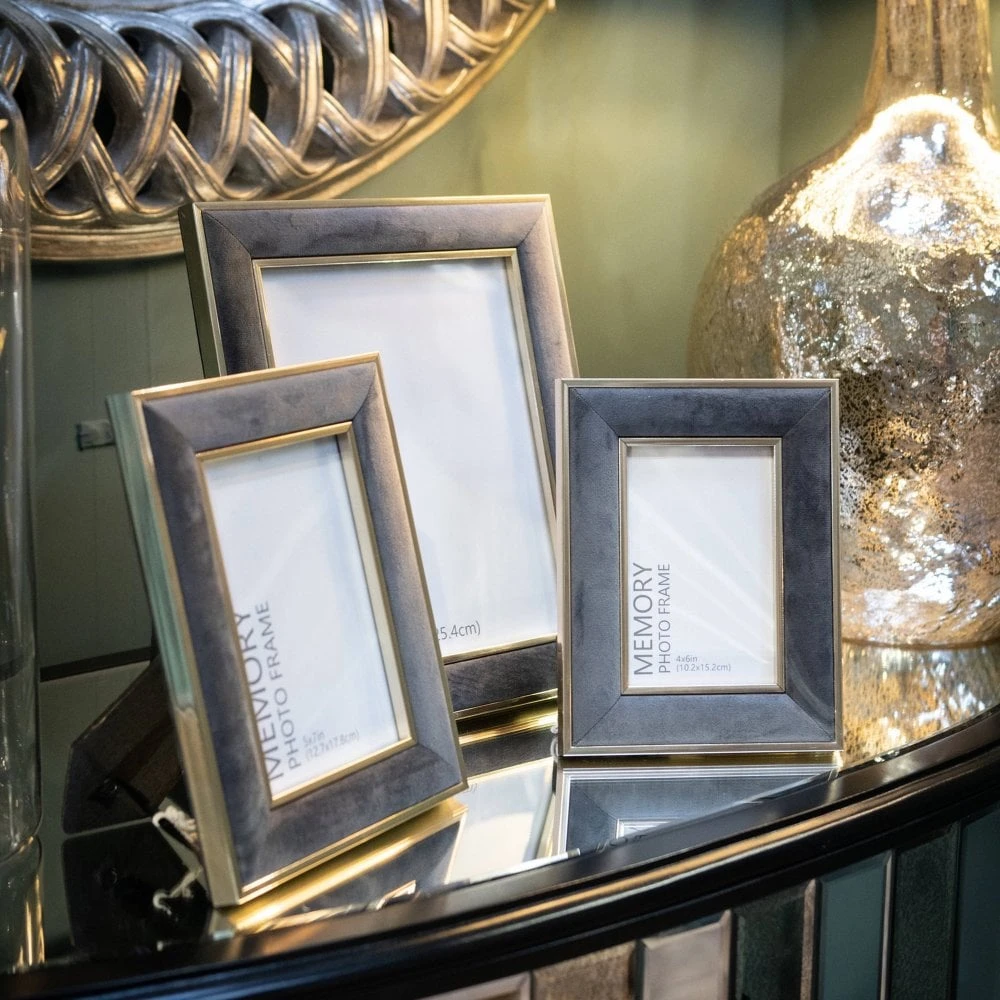 HI Grey Velvet With Gold Frame - 4x6 - Image 3