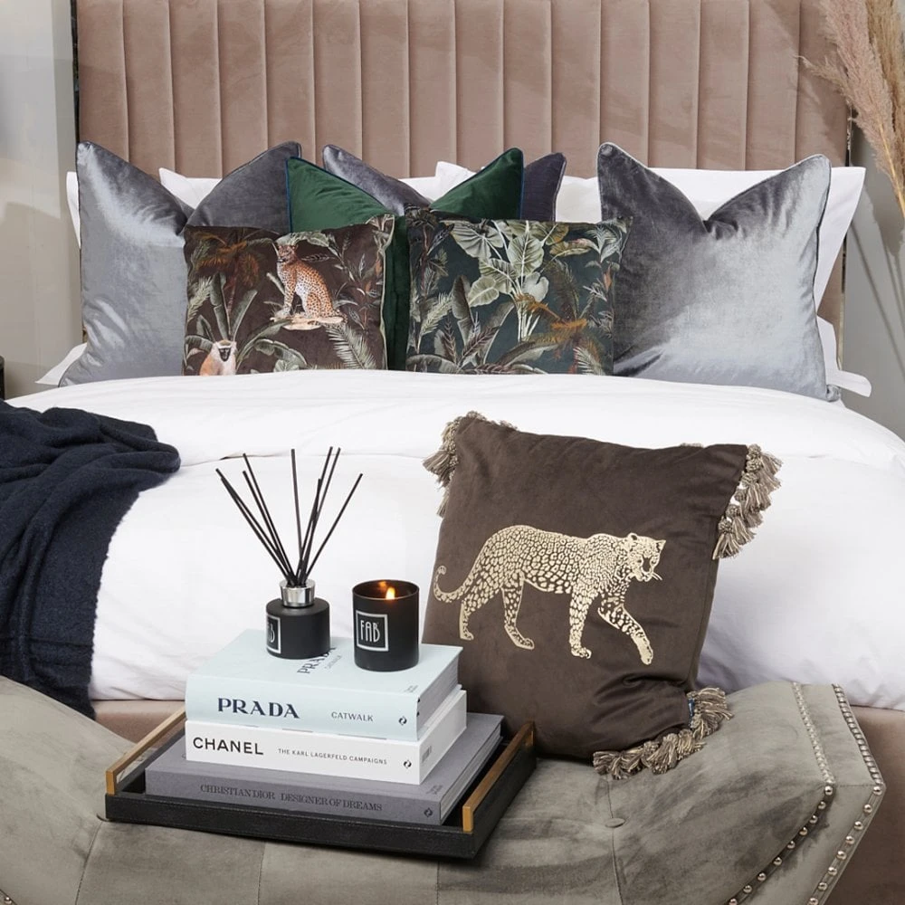 Prada Catwalk - Coffee Table Book - Image 2