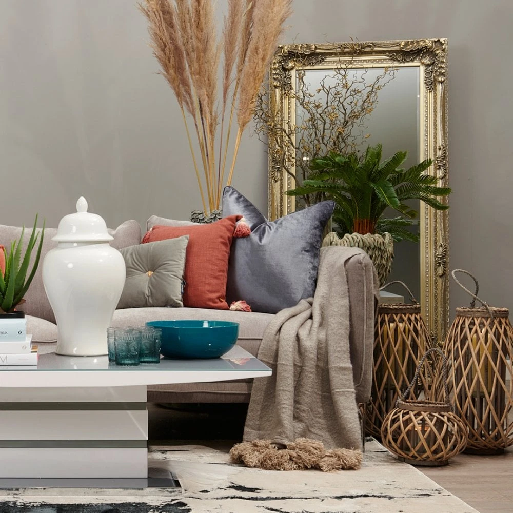 HI Small Wicker Basket Lantern - Image 5